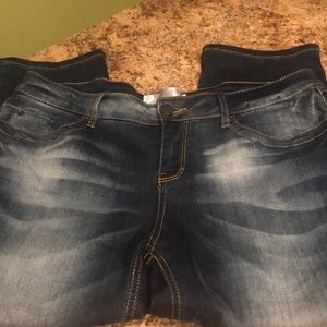 No Boundaries Stretch Size 17